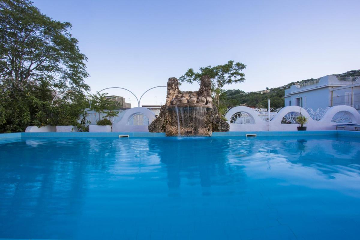 Hotel Terme Tirrenia Ischia Kültér fotó