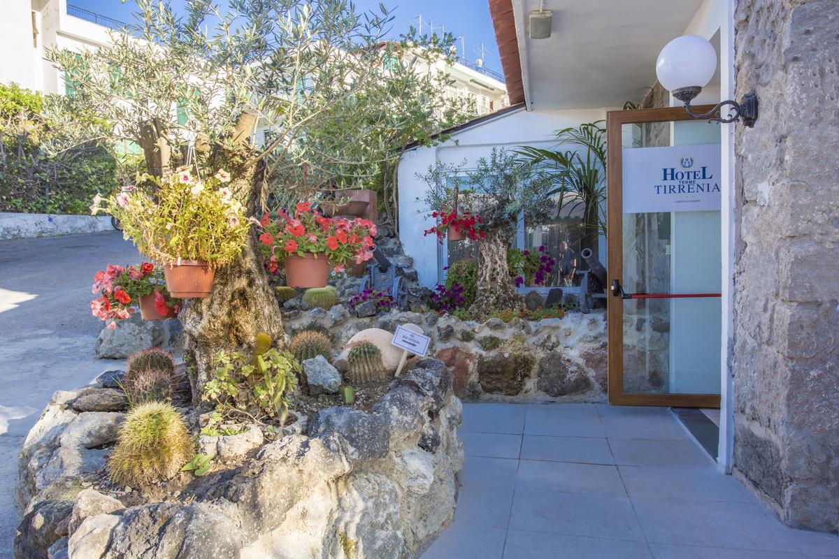Hotel Terme Tirrenia Ischia Kültér fotó